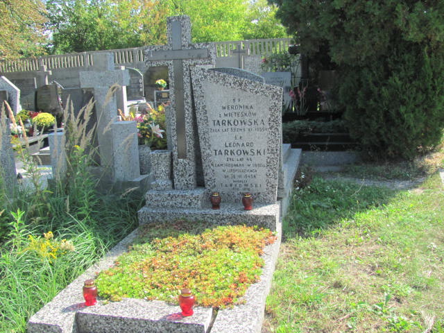 Grób Leonard Tarkowski