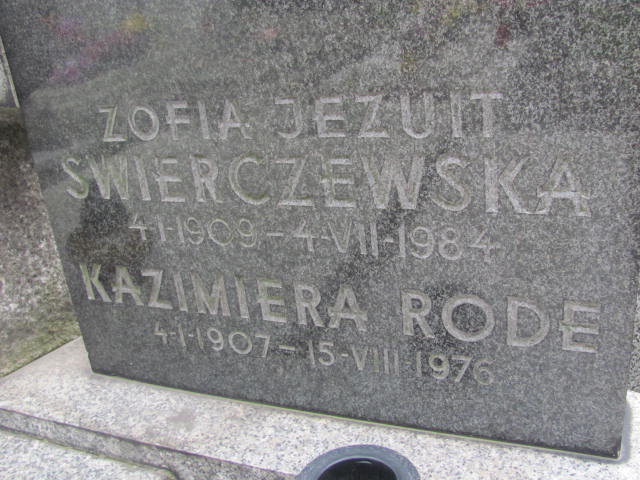 Grób Zofia Jezuit Świerczewska